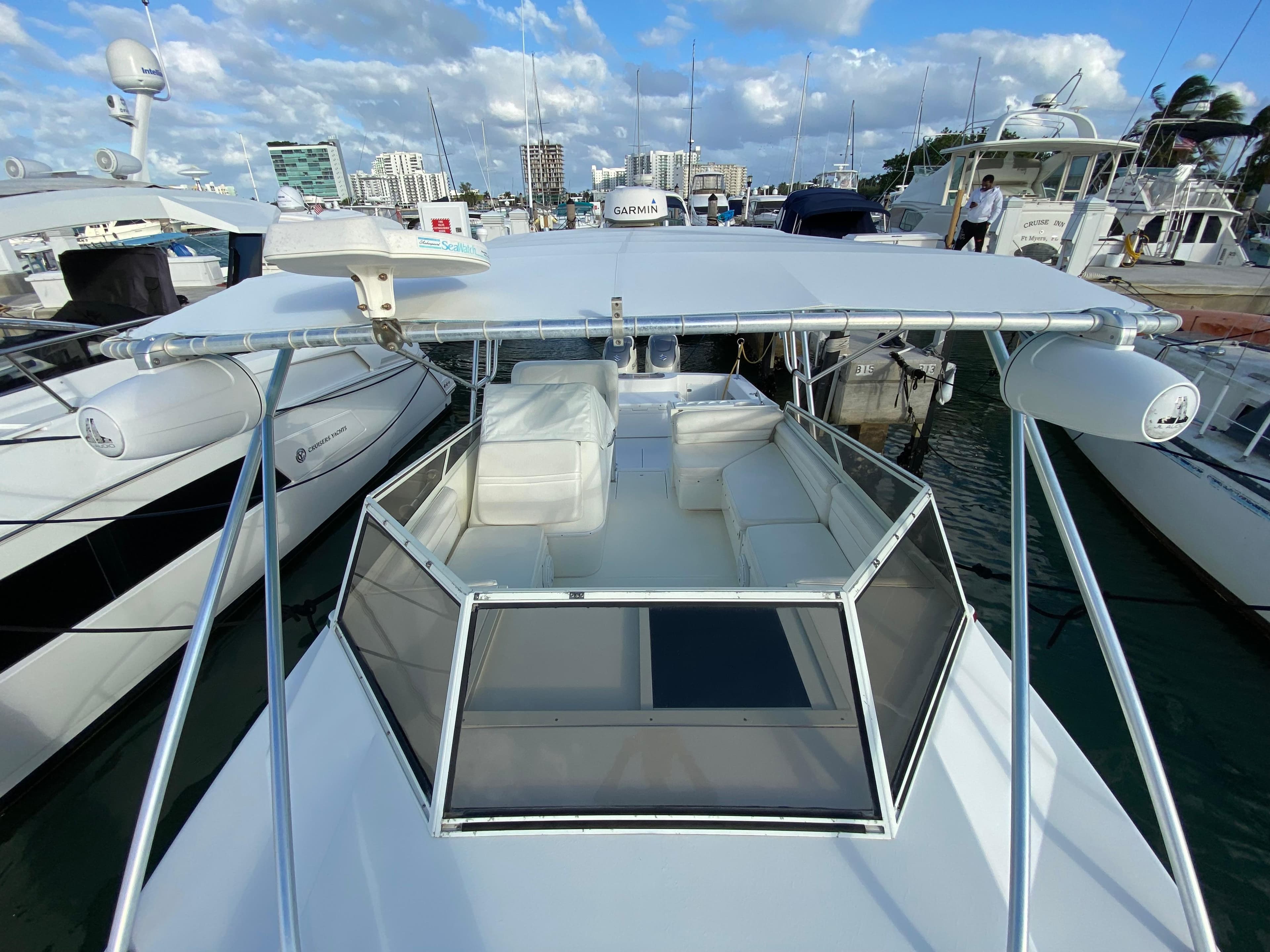 1998 Contender 35 Express Side Console - 76