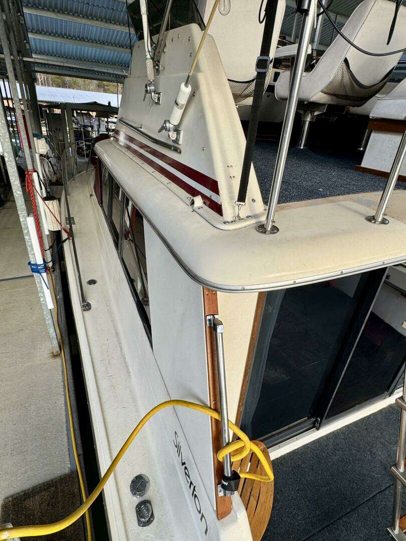 1979 Silverton 34 Convertible - Image 111
