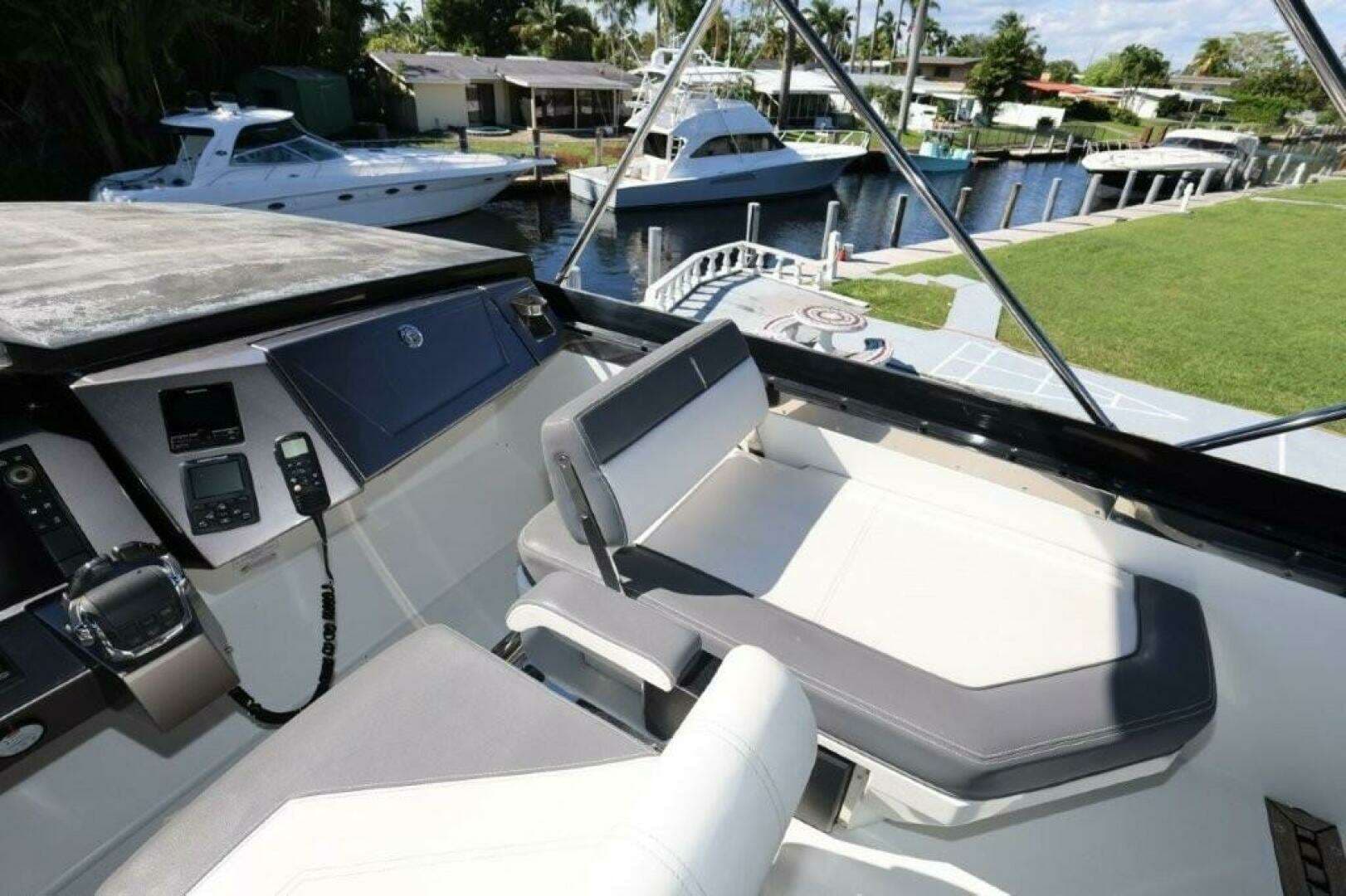 2019 Galeon 650 Sky - Image 12