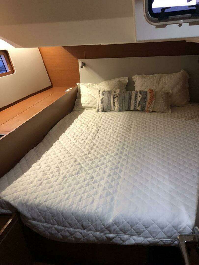 2020 Beneteau Oceanis - Image 36