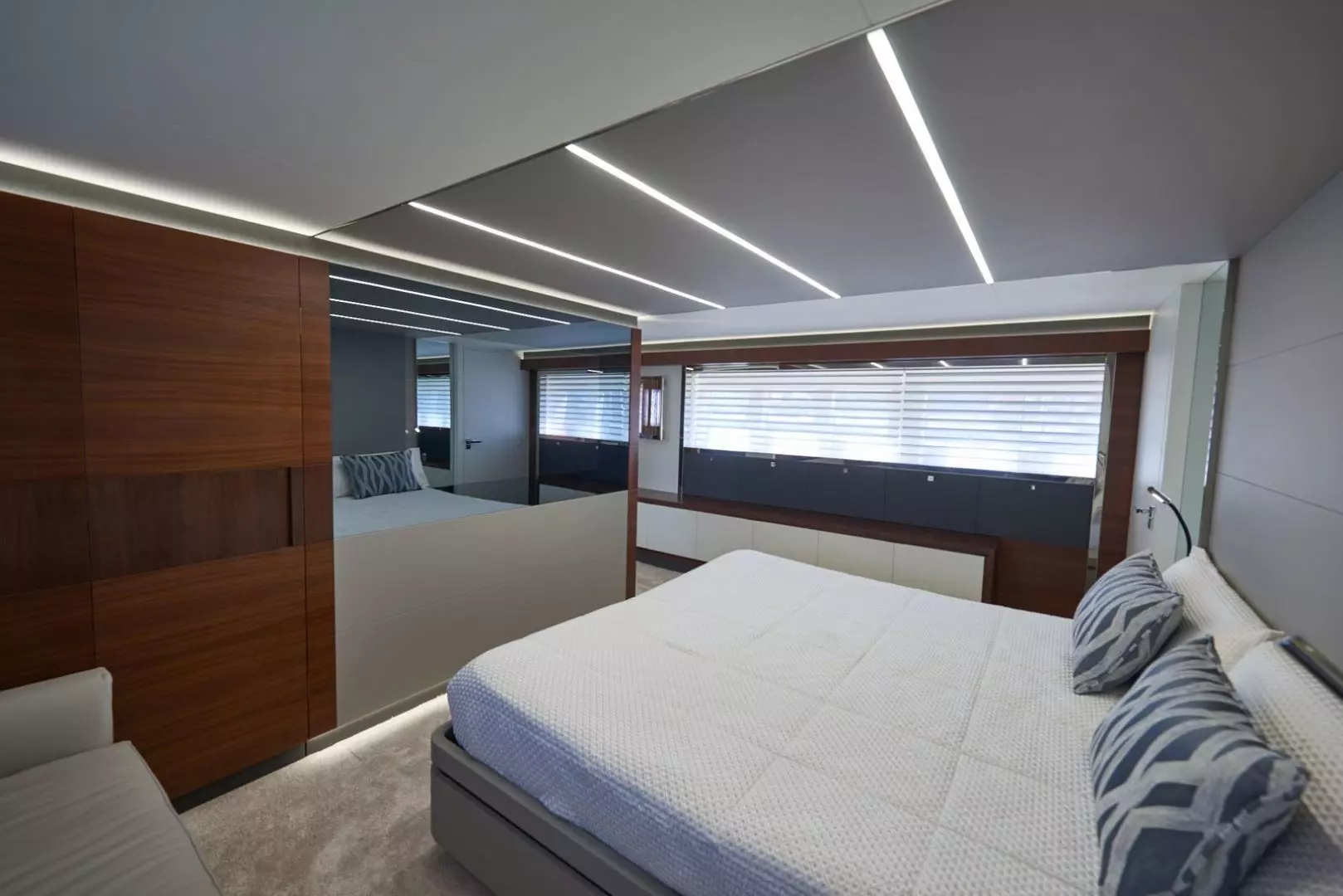 2020 Astondoa 80 Flybridge - Image 22