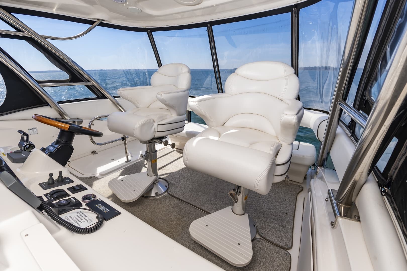 2007 Sea Ray 58 Sedan Bridge - Image 19