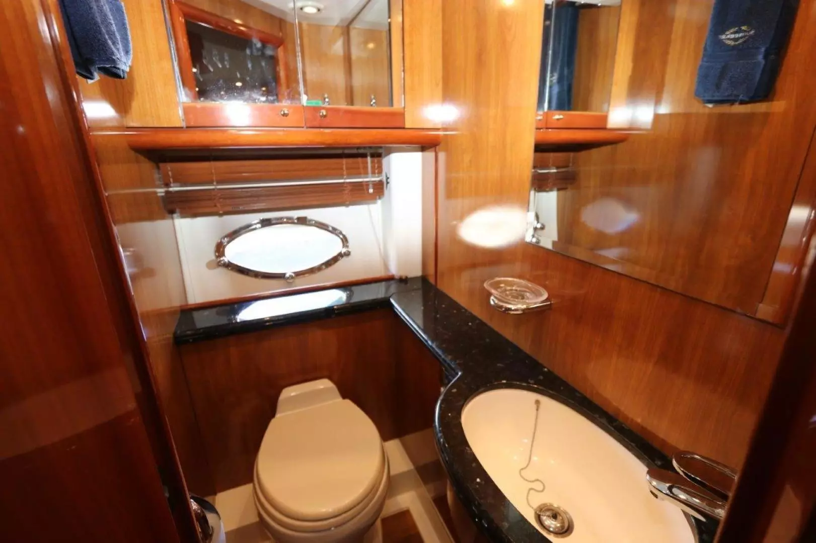2004 Sunseeker Predator - Image 30