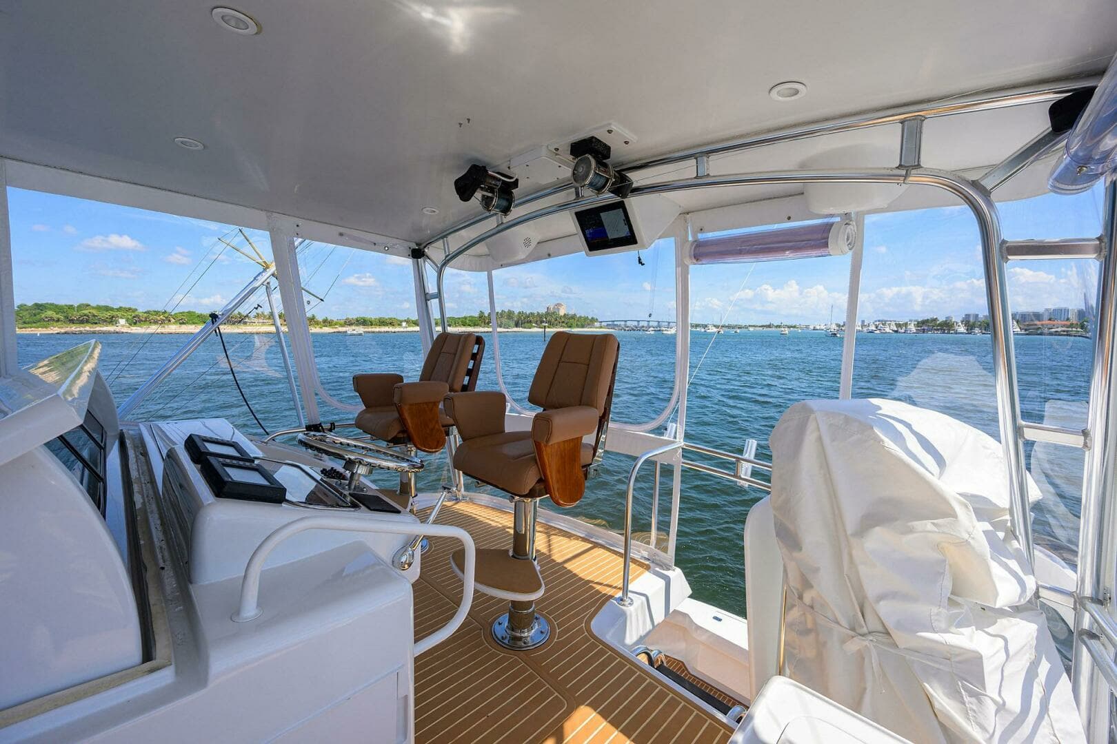 2001 Hatteras Convertible - Image 56