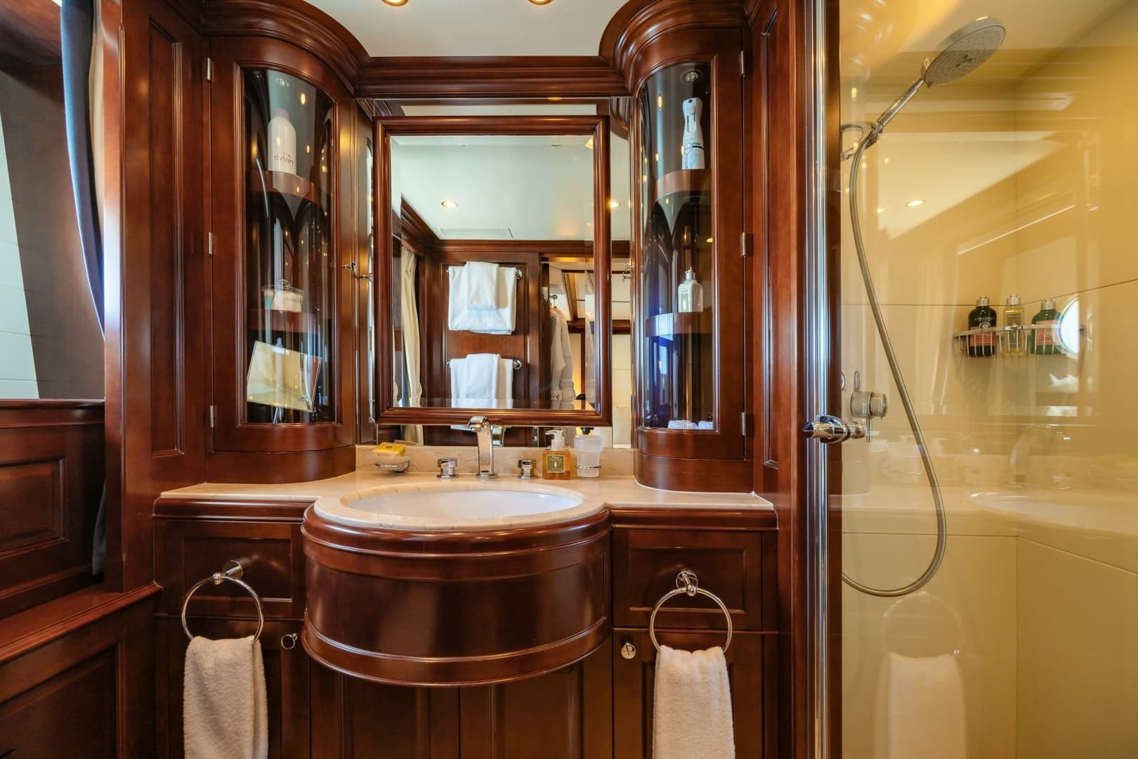 2009 Benetti Benetti Classic 120 - Image 51