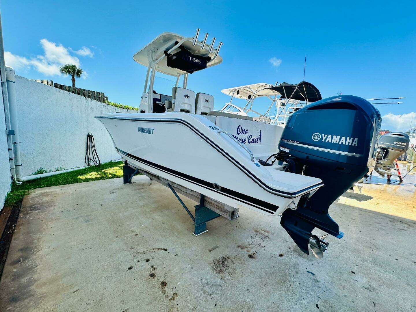2016 Pursuit C 238 Center Console - Image 49