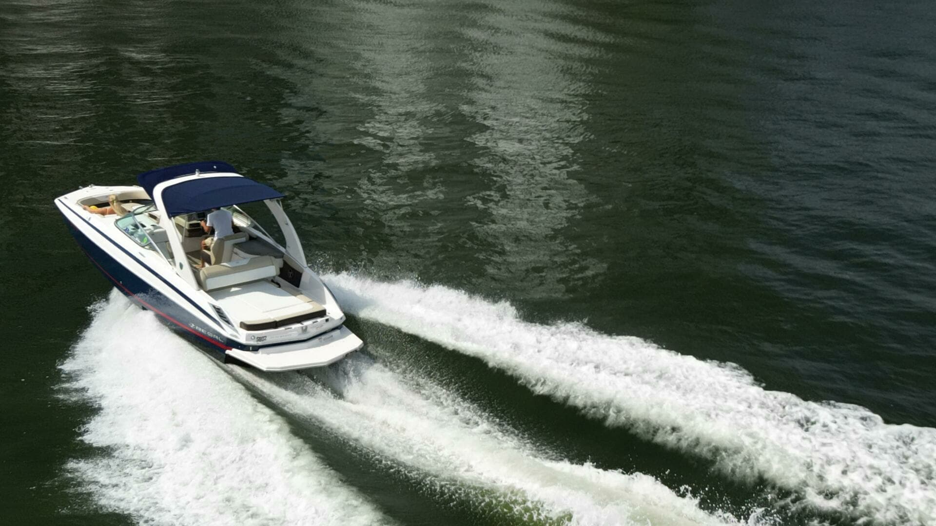 2014 Regal 2700 Bowrider - Image 6