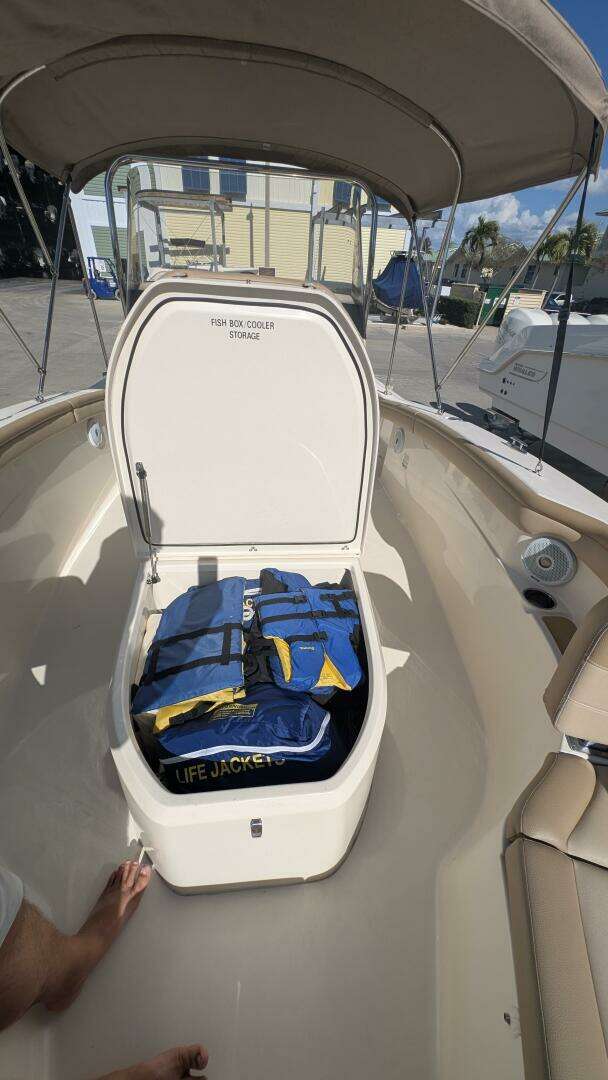 2019 Scout 215xsf - Image 27