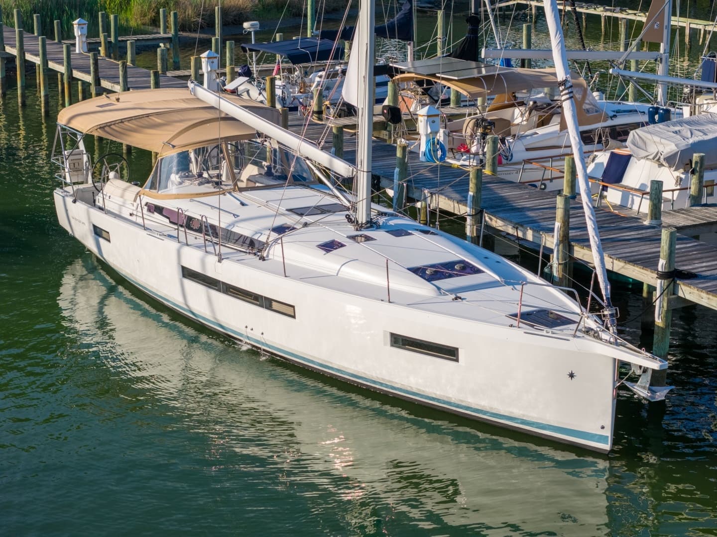 2019 Jeanneau Sun Odyssey 490 - Image 2