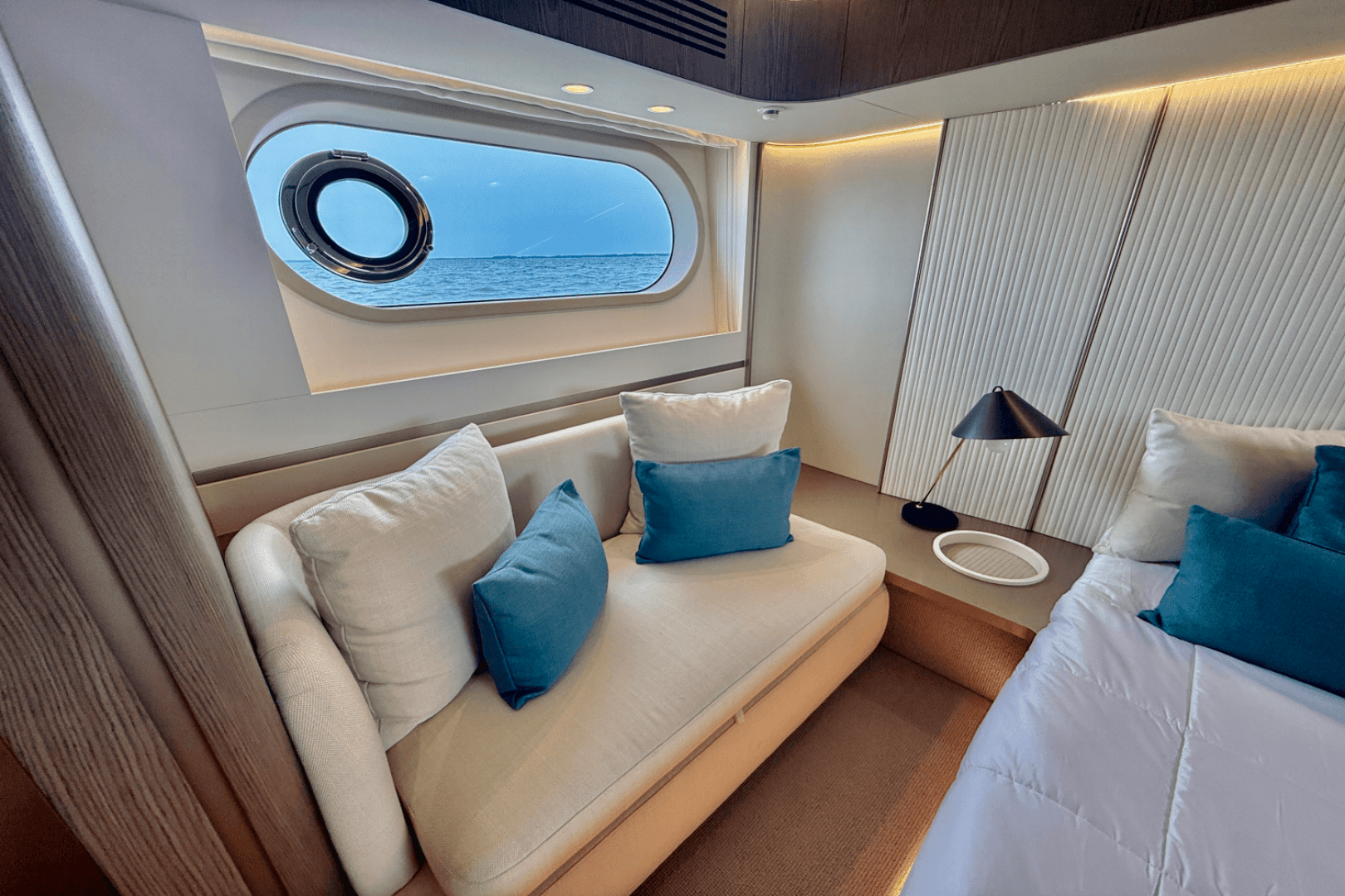 2026 Azimut Magellano 60 - Image 62