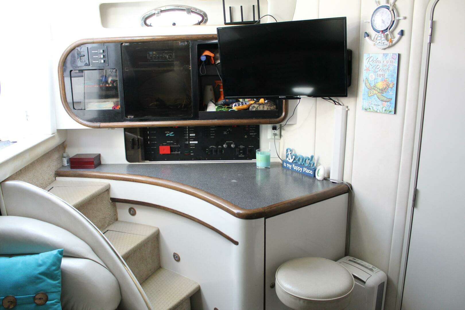 1996 Sea Ray 500 Sundancer - Image 27