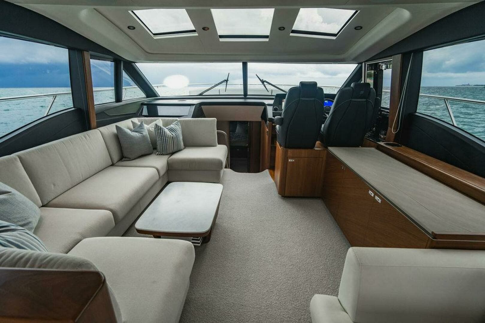 2022 Princess S66 - Image 67