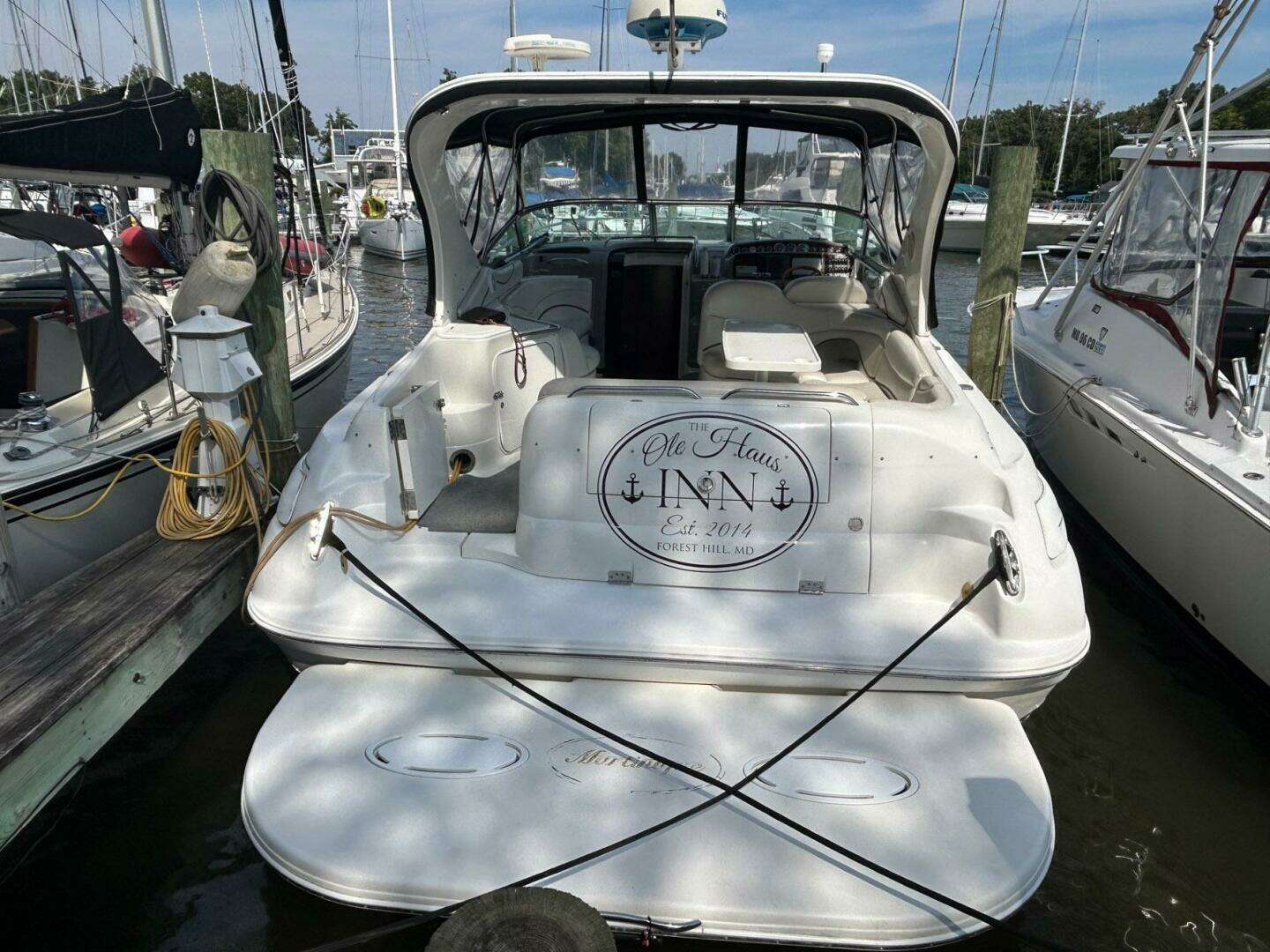 2001 Wellcraft 3700 Martinique - Image 2