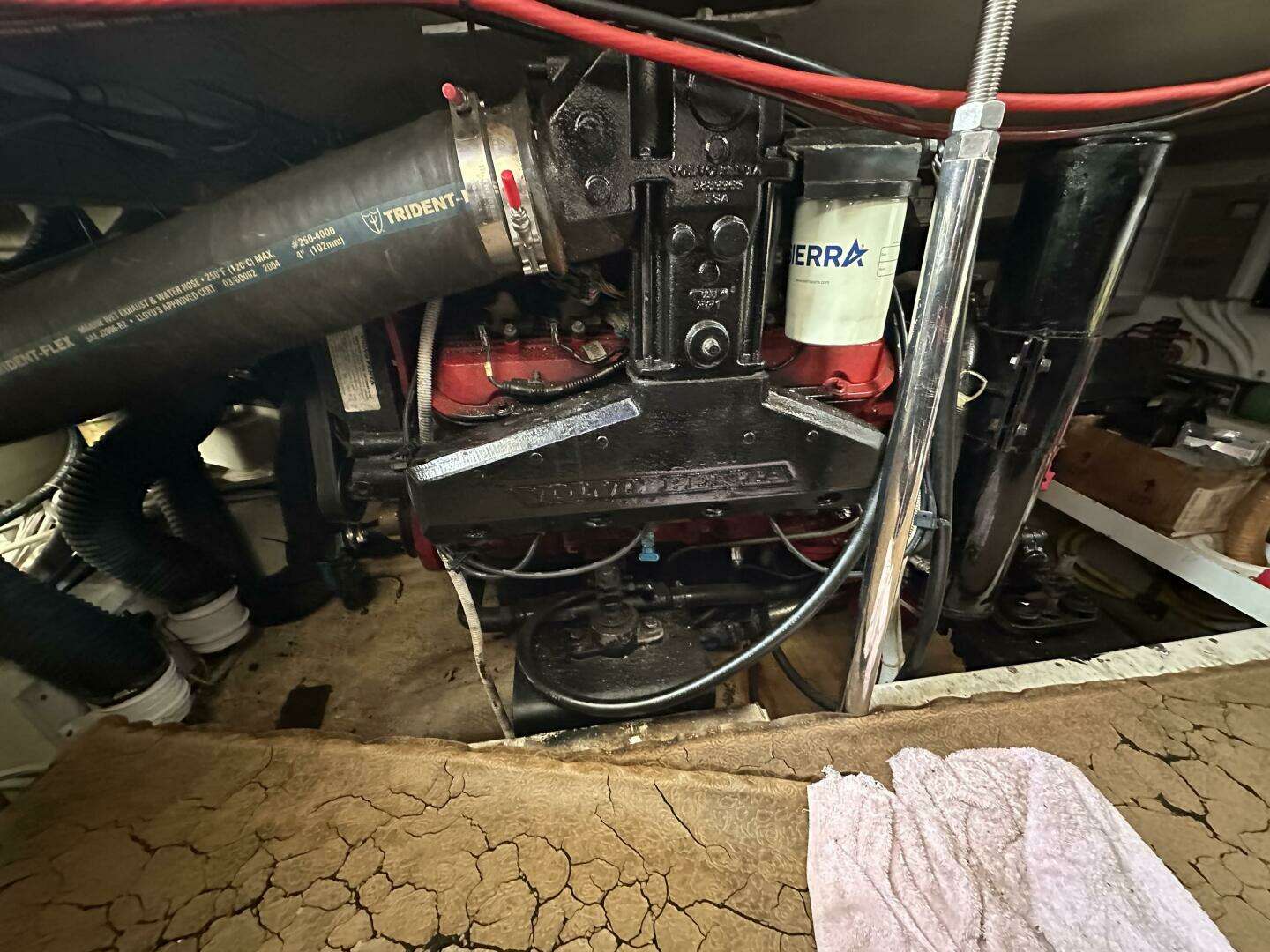 2005 Carver 36 SS - Image 54