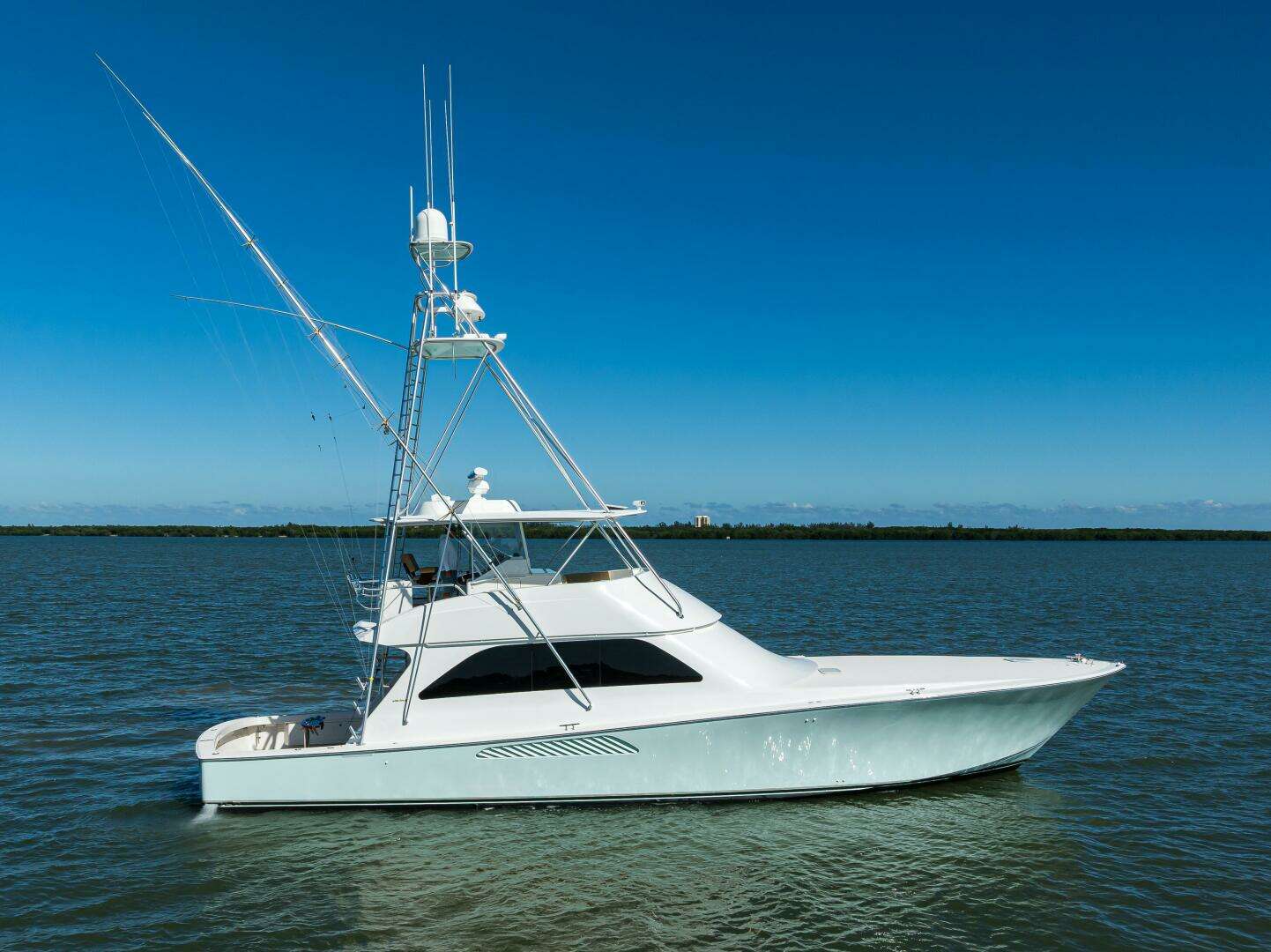 2007 Viking 64 Convertible - Image 6