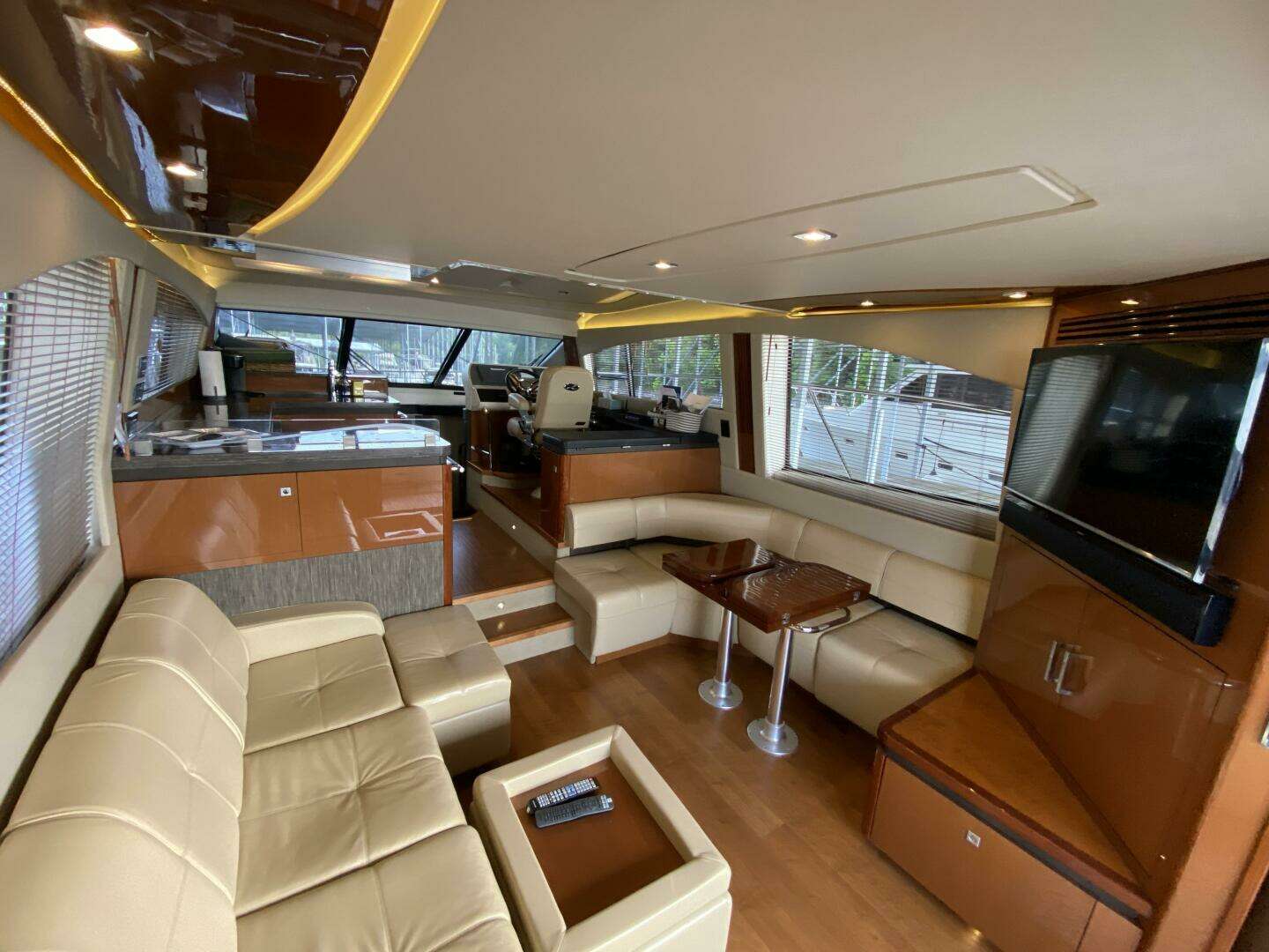 2016 Sea Ray 510 FLY - Image 14