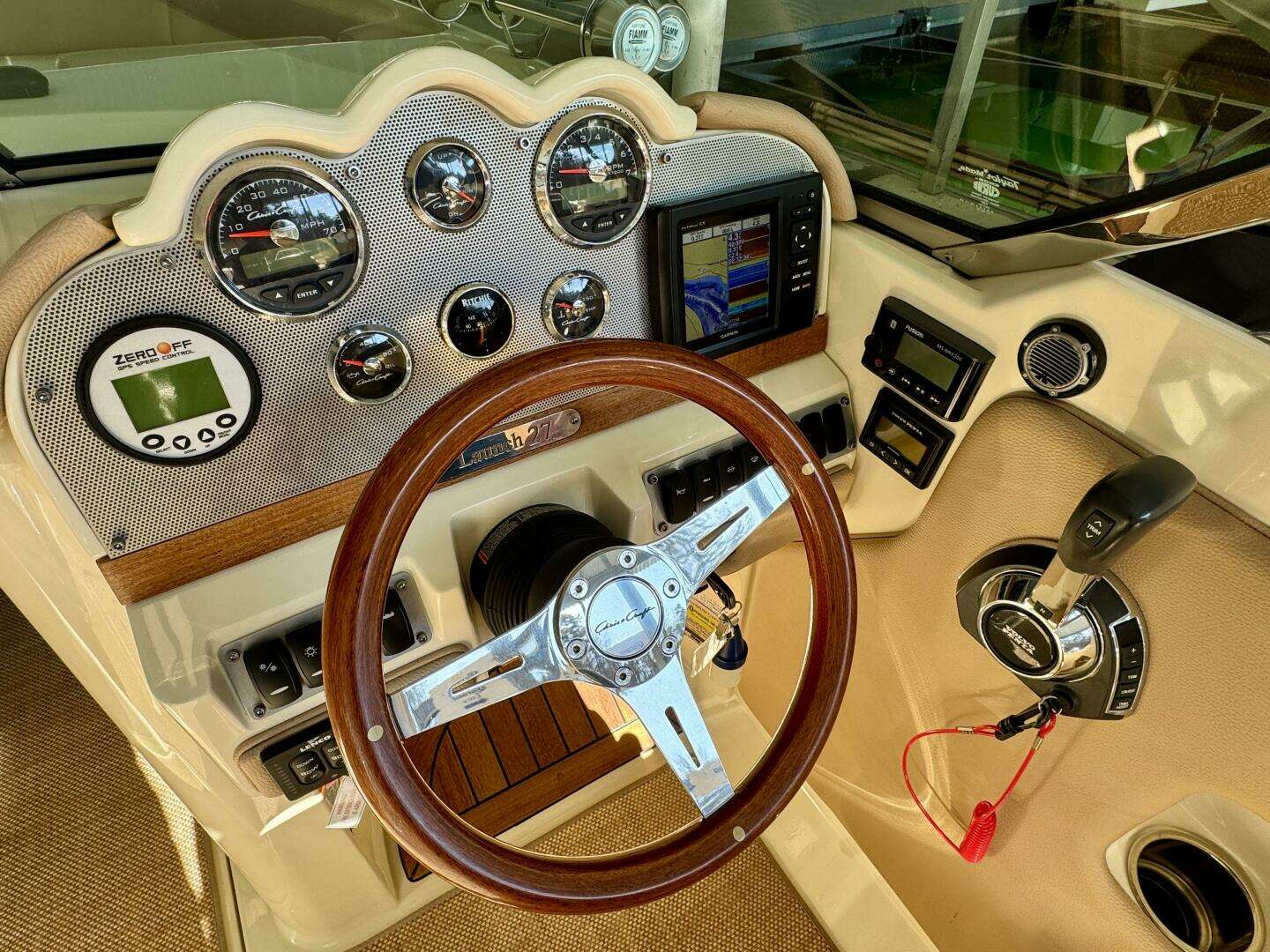 2018 Chris-Craft Launch 27 Heritage Trim Edition - Surf - Image 25