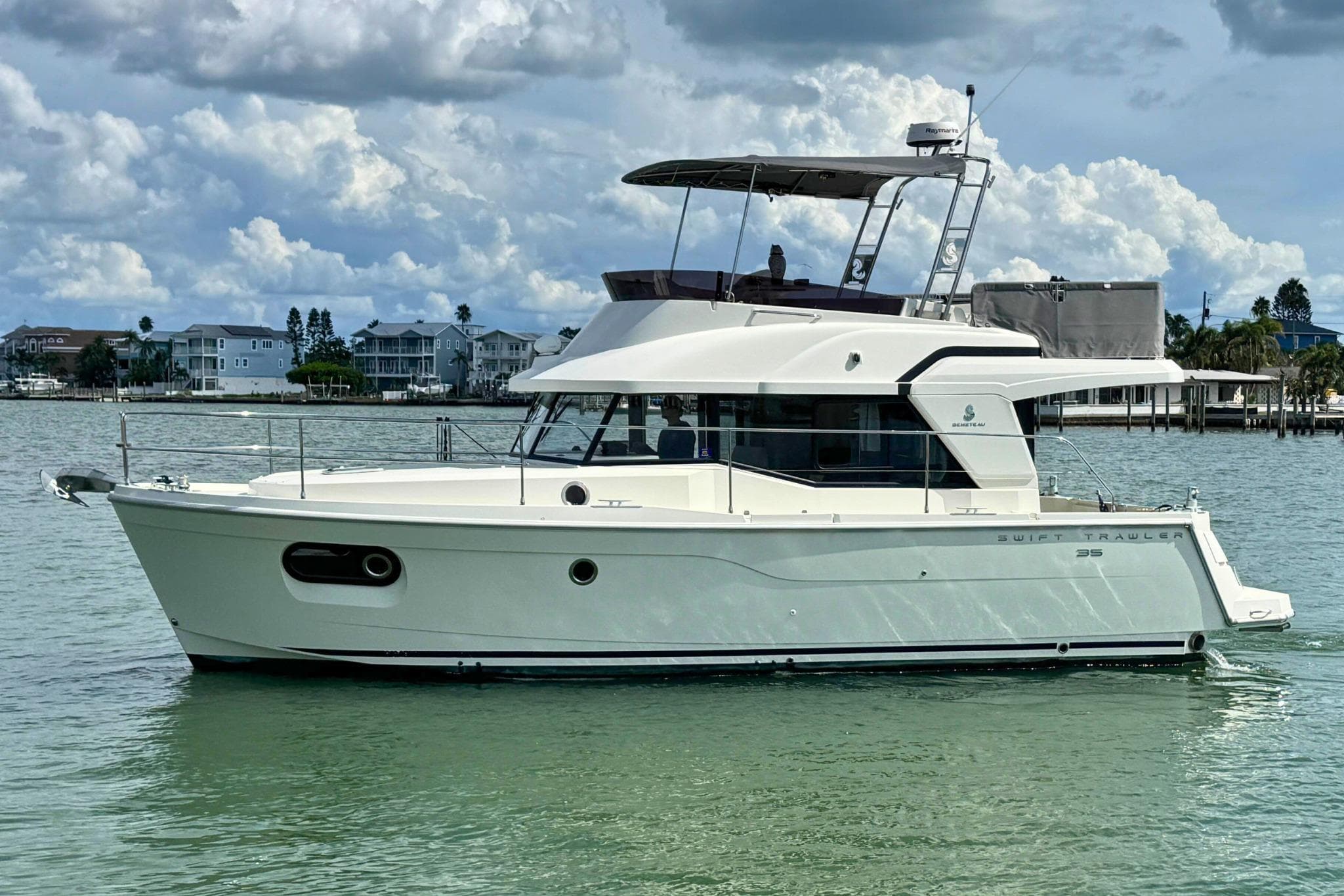 2023 Beneteau Swift Trawler 35