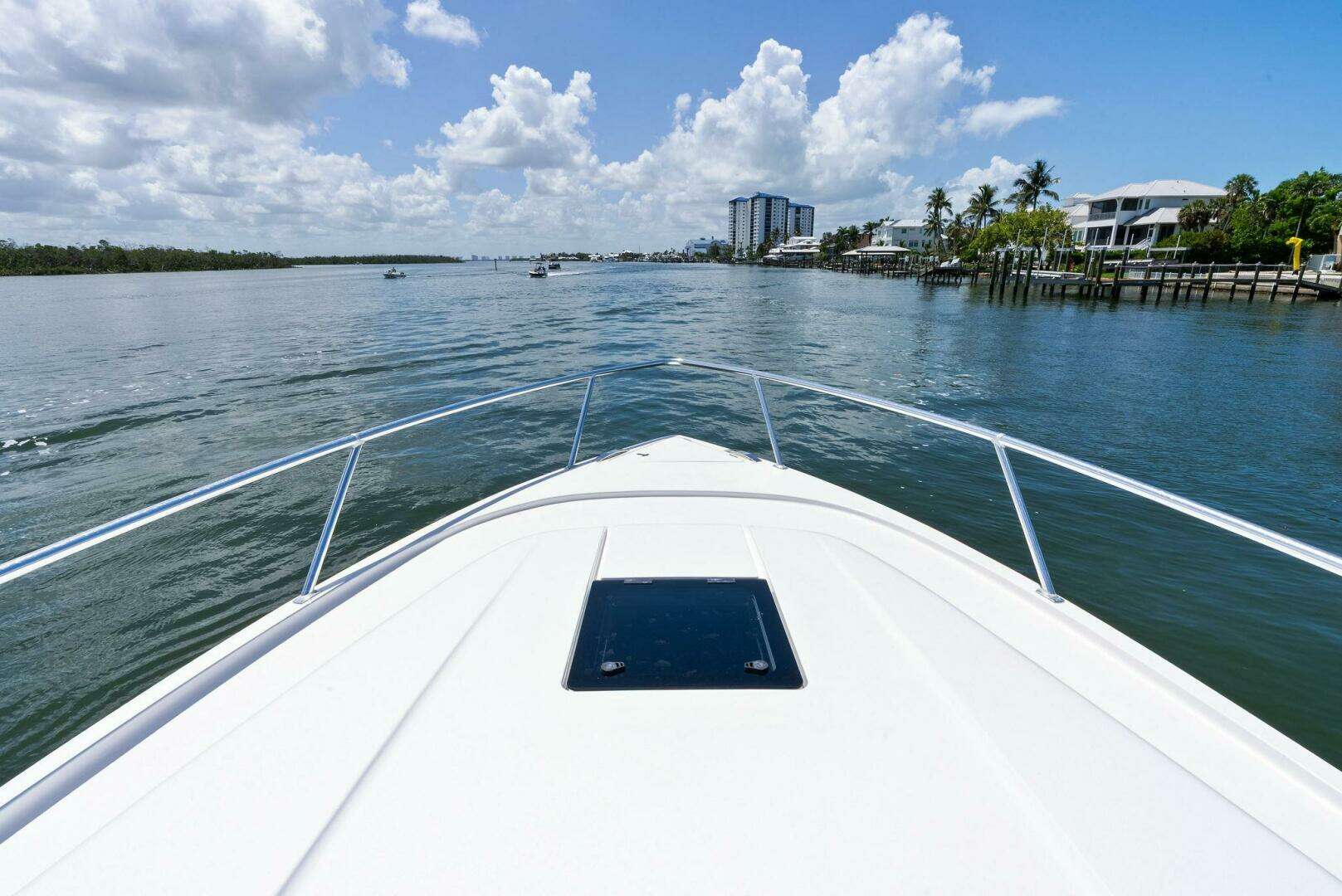 2022 Intrepid 438 Evolution - Image 21