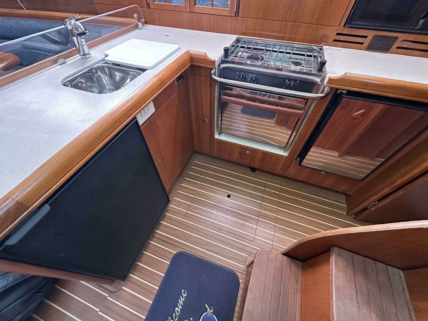2006 Hunter 38 - Image 58