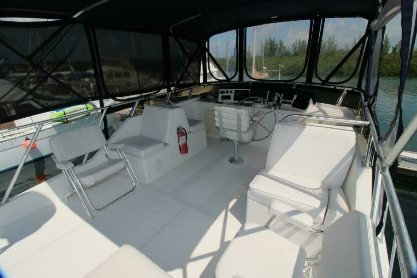 2000 Ricker 42 Classic - Image 18