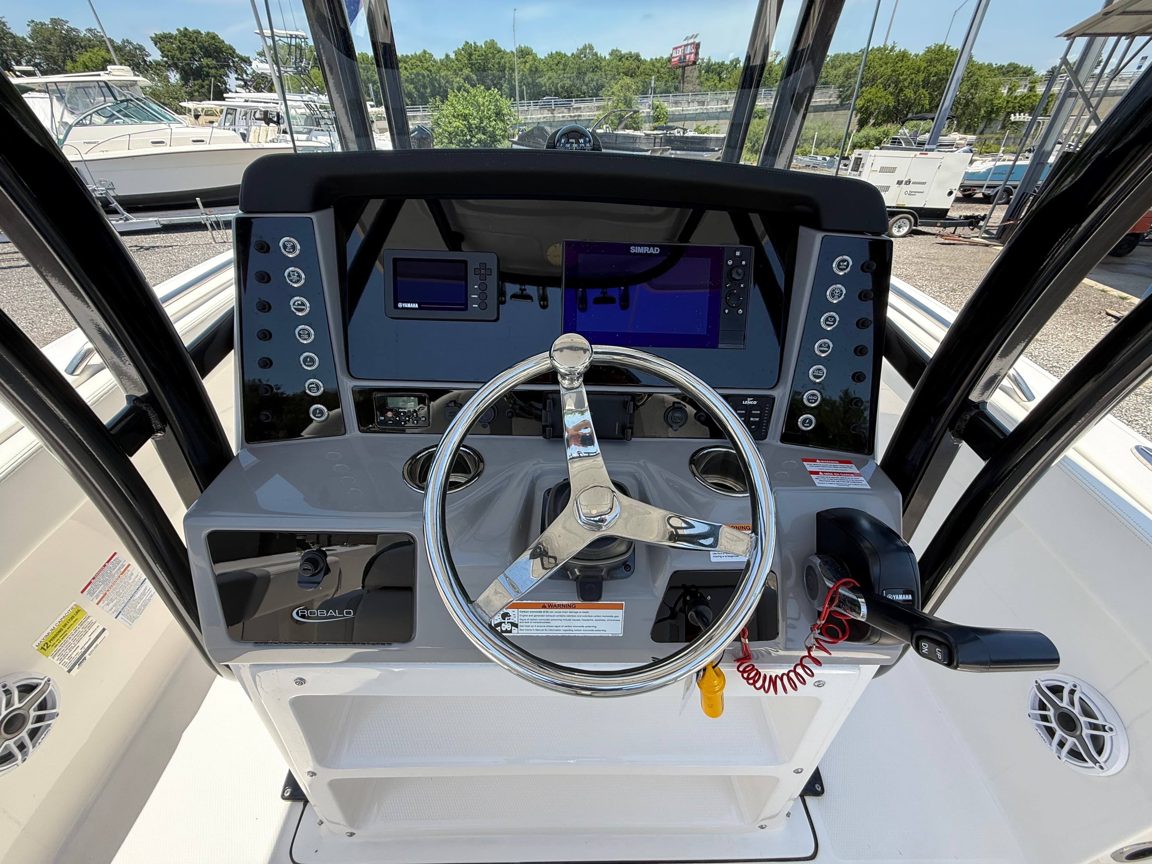 2022 ROBALO 230 CC - Image 14