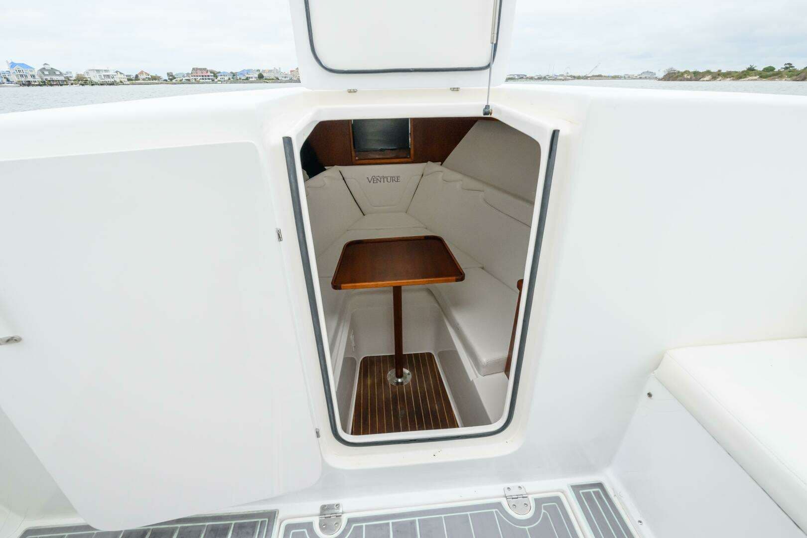 2008 Venture 39 Cuddy - Image 26