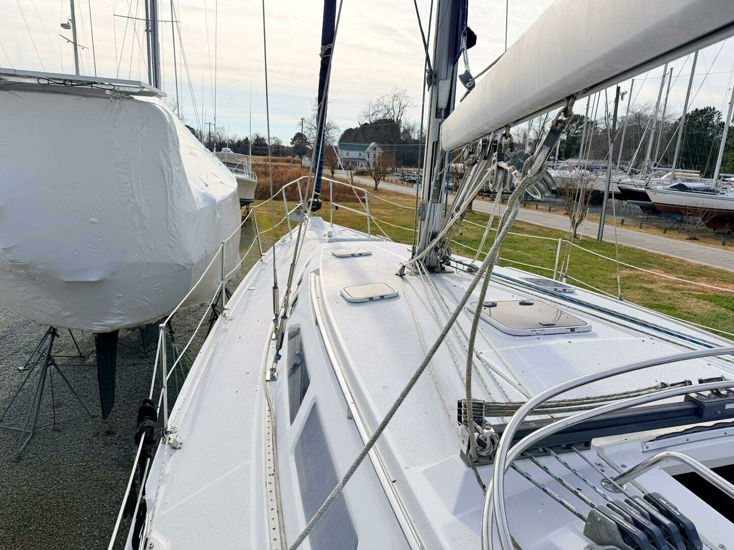 2001 Catalina 380 - Image 20