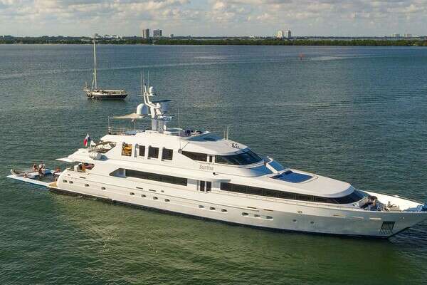 2000 Trident — - Image 1