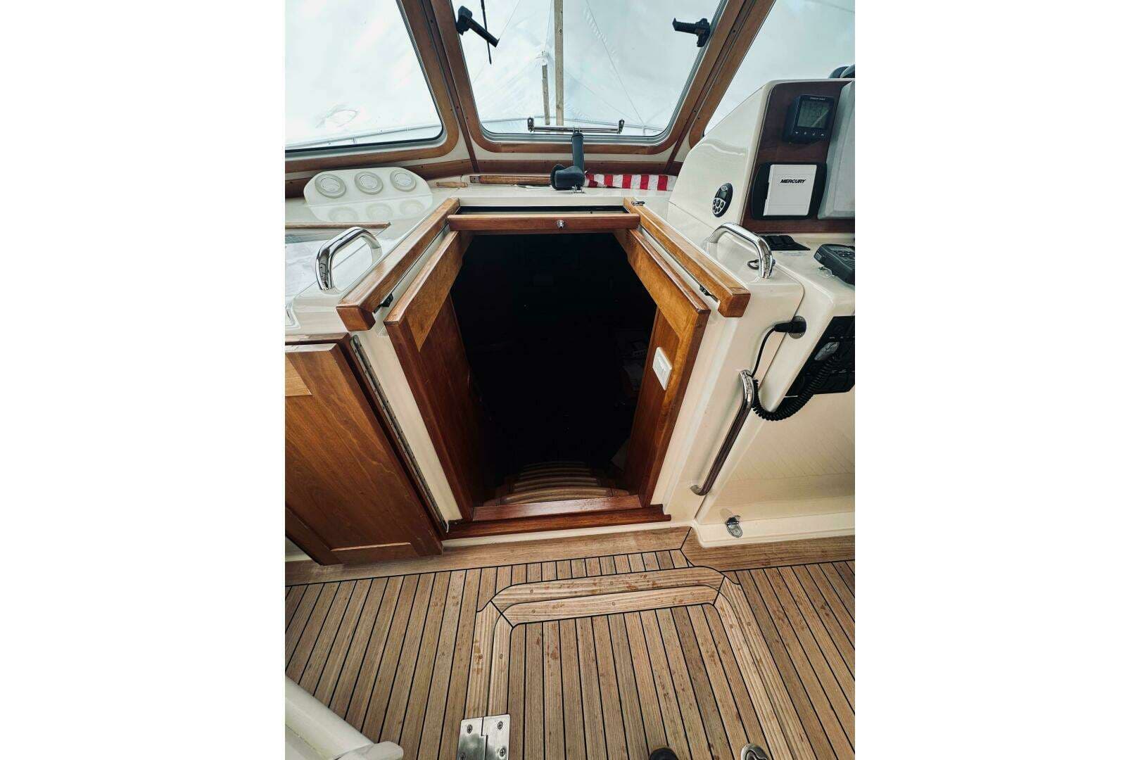 2008 Sabre 38 Hard Top Express - Image 23
