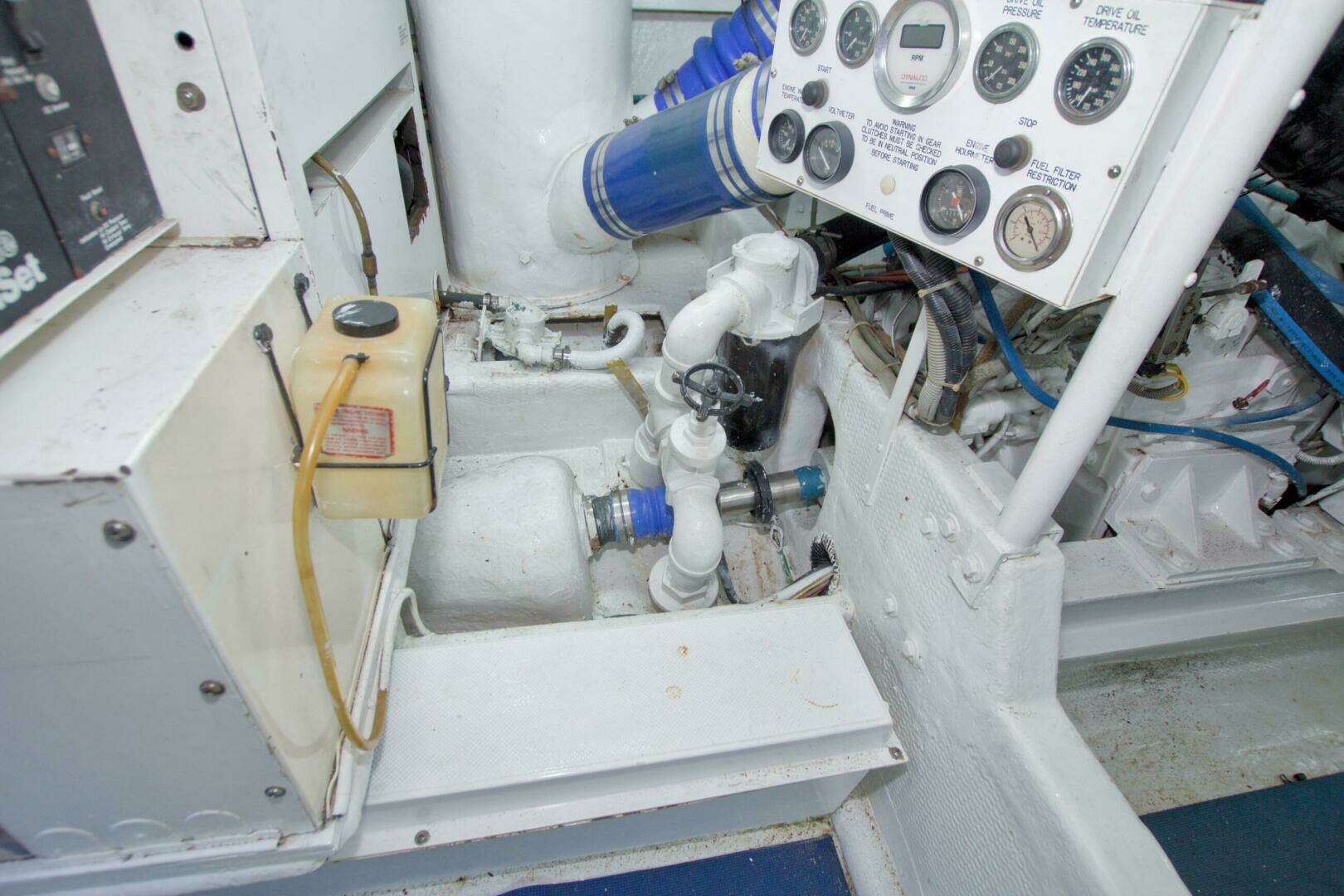 1990 Viking 53 Convertible - Image 87