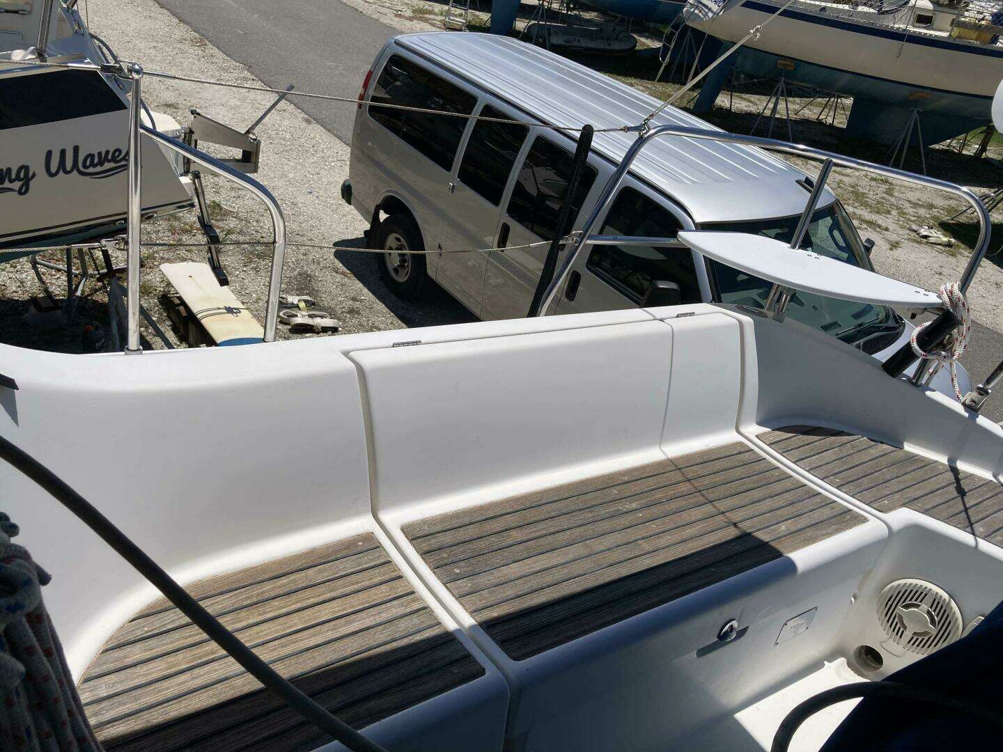 1993 Beneteau — - Image 9