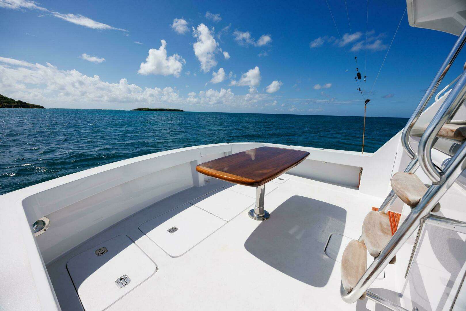2005 Hatteras 50 Convertible - Image 55
