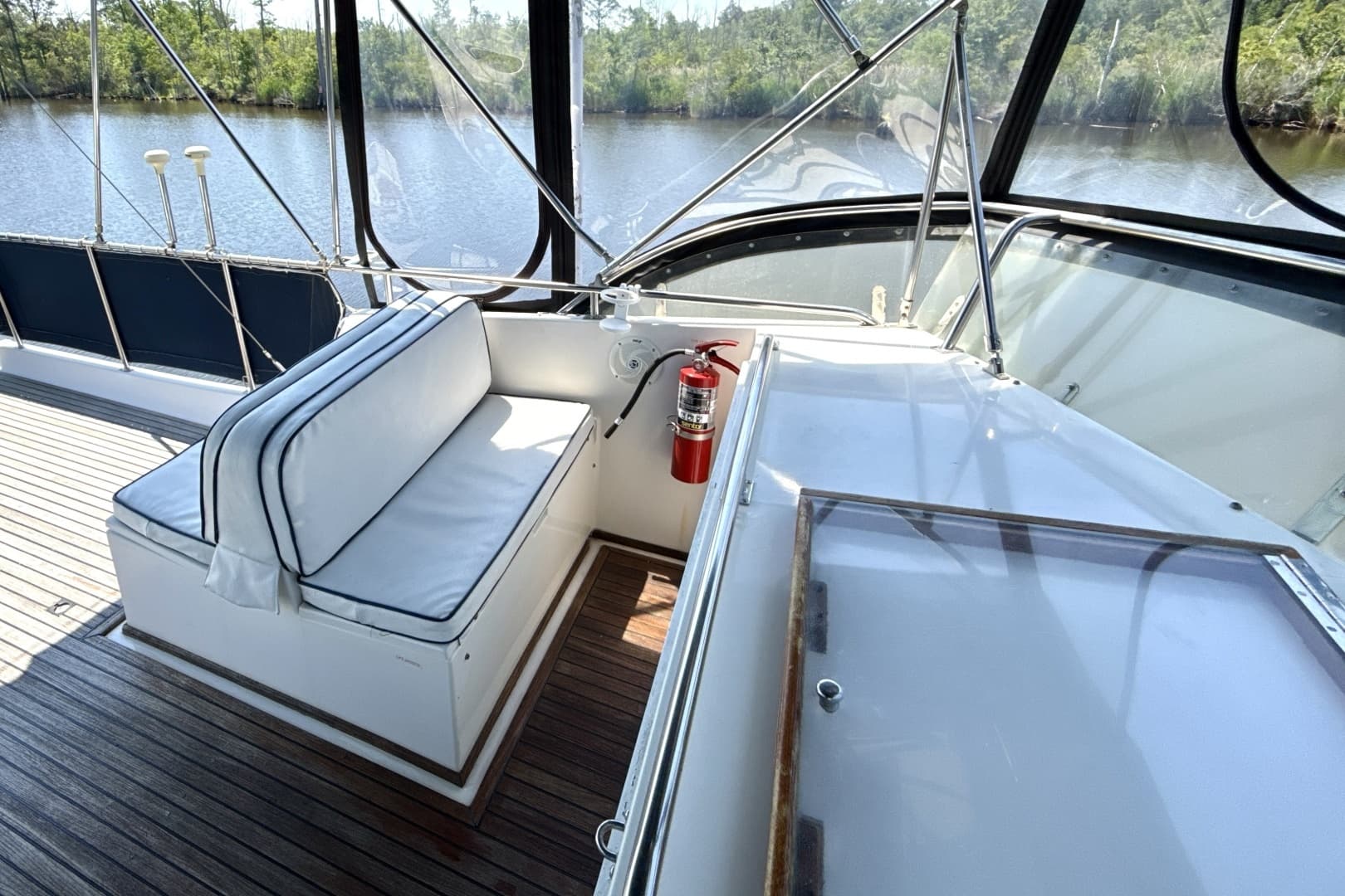 1990 Grand Banks 46 Classic - Image 26