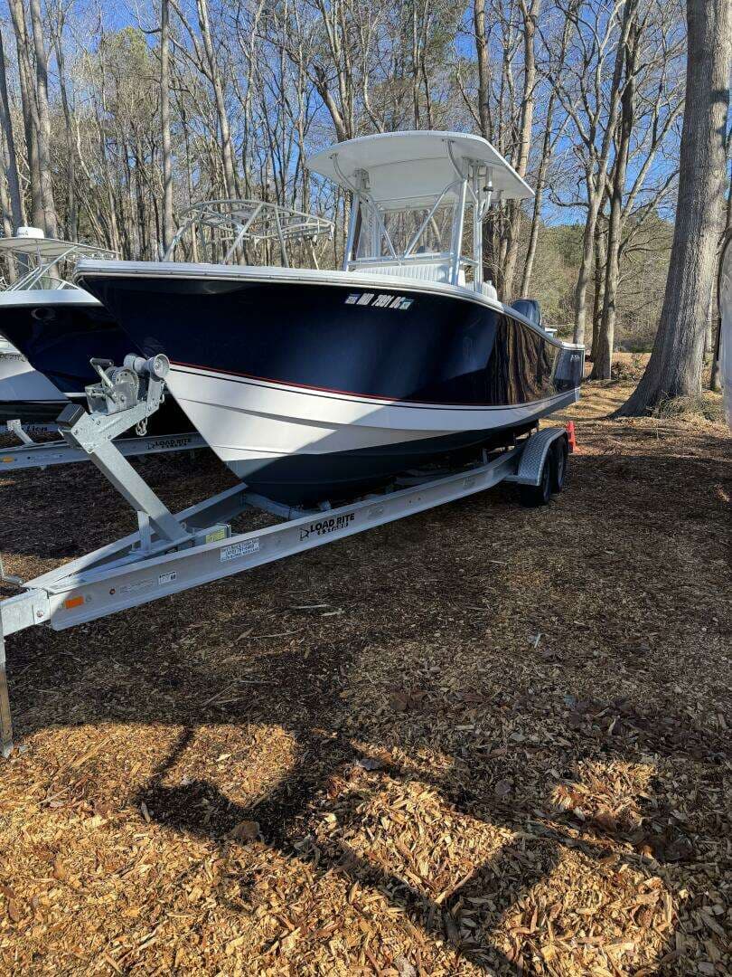 2004 Regulator 24 FS - Image 3