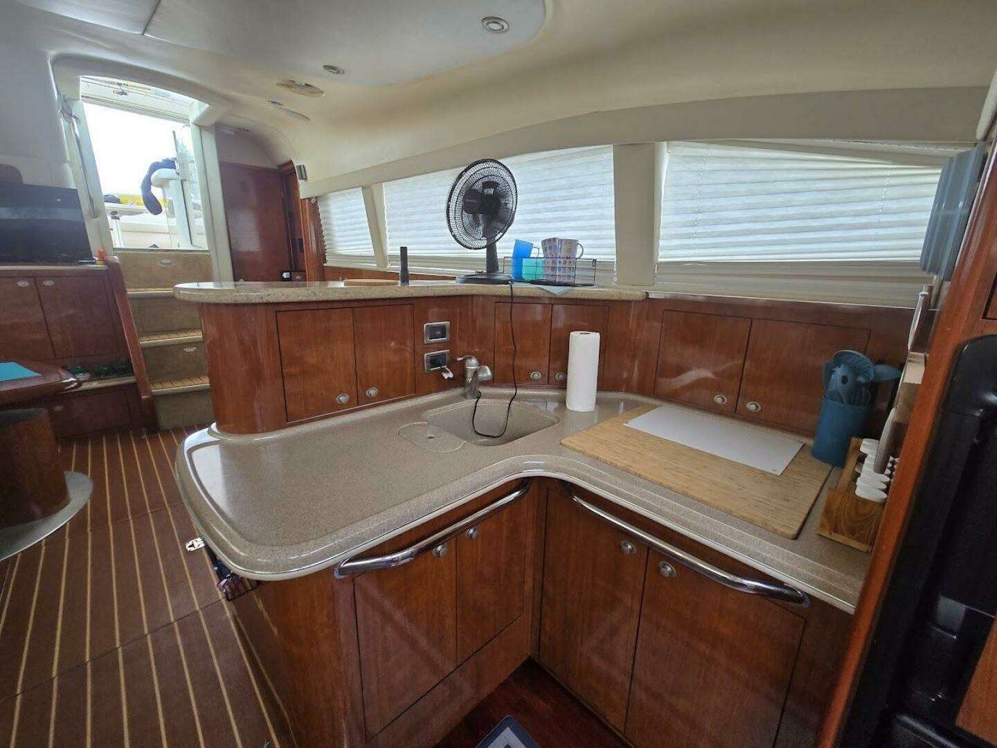 2004 Sea Ray 480 - Image 17