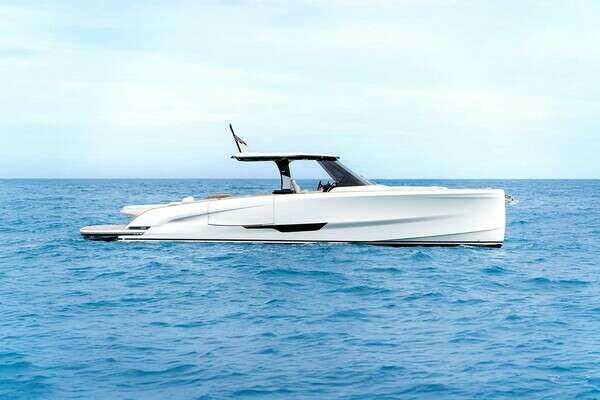 2026 Solaris 44 Sport Turismo - Image 1