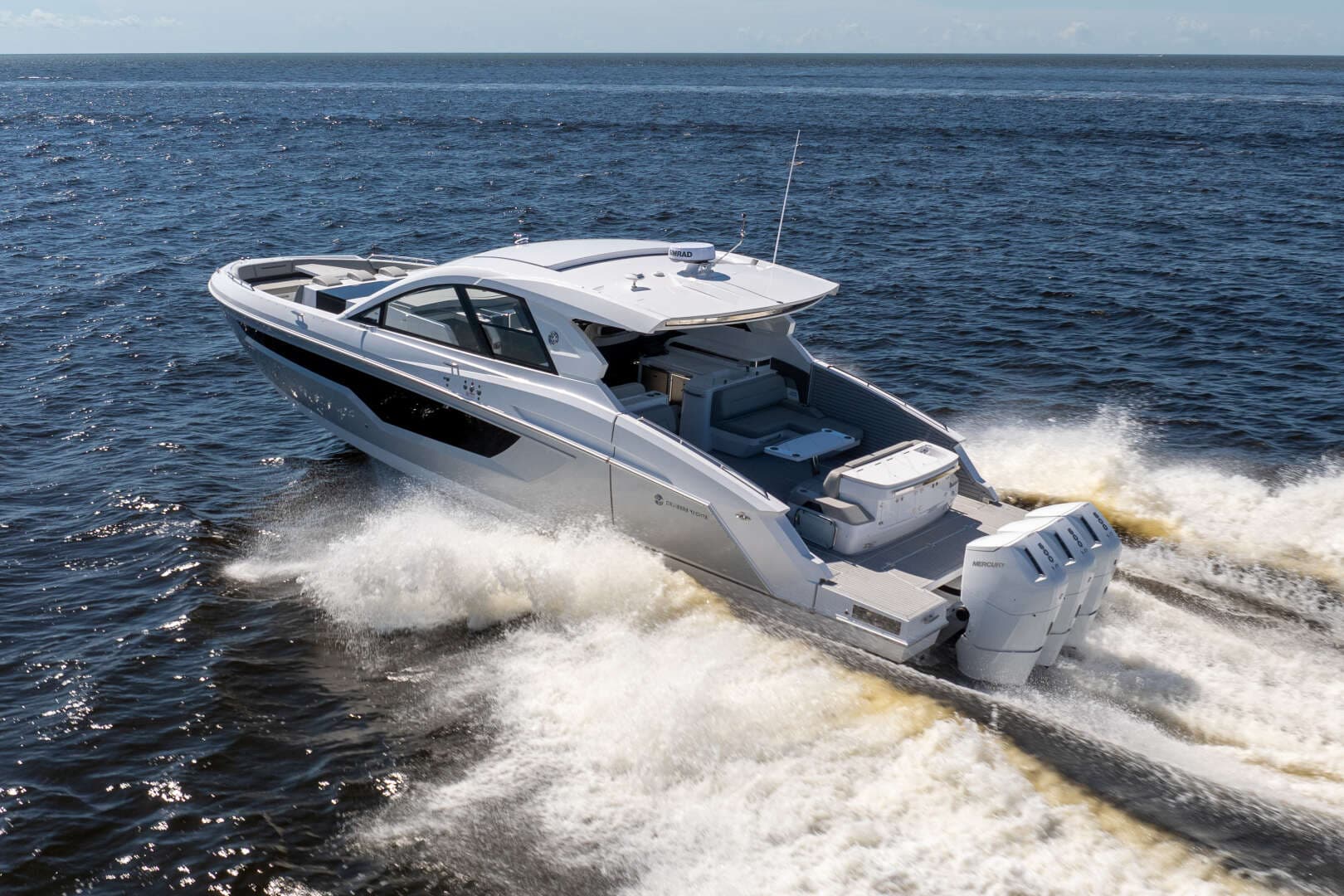 2026 Cruisers Yachts 50GLS OB - Image 2