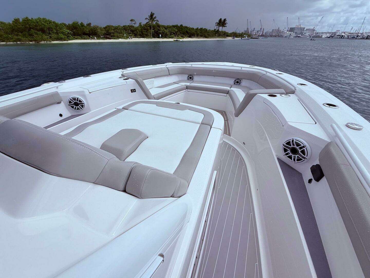 2024 Scout 400 LXF - Image 26