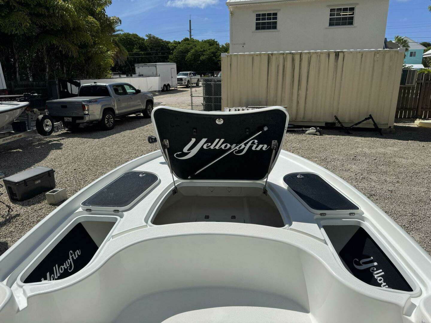 2016 Yellowfin 24 Bay - Image 17