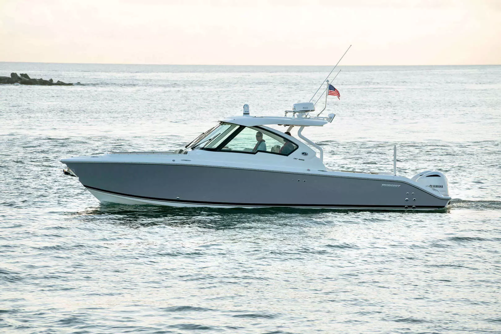 2021 Pursuit DC 326 - Image 2