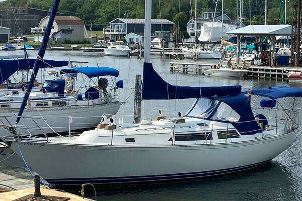 1982 C&C Landfall 35