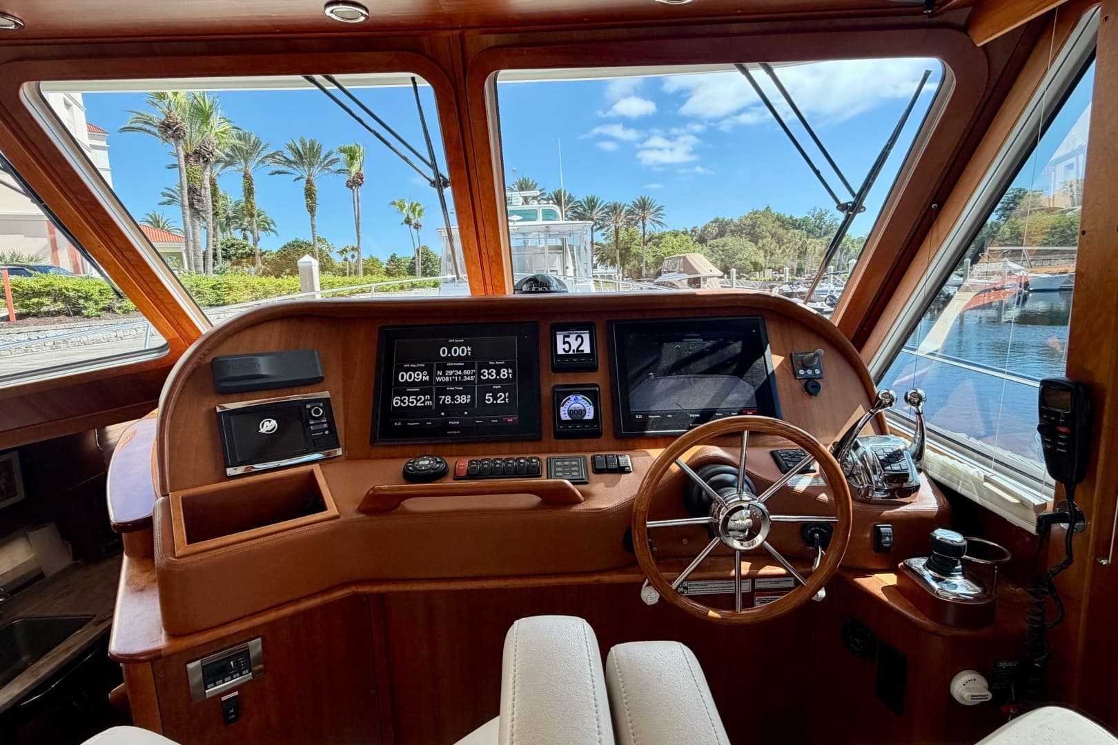 2016 Sabre 48 Salon Express - Image 27
