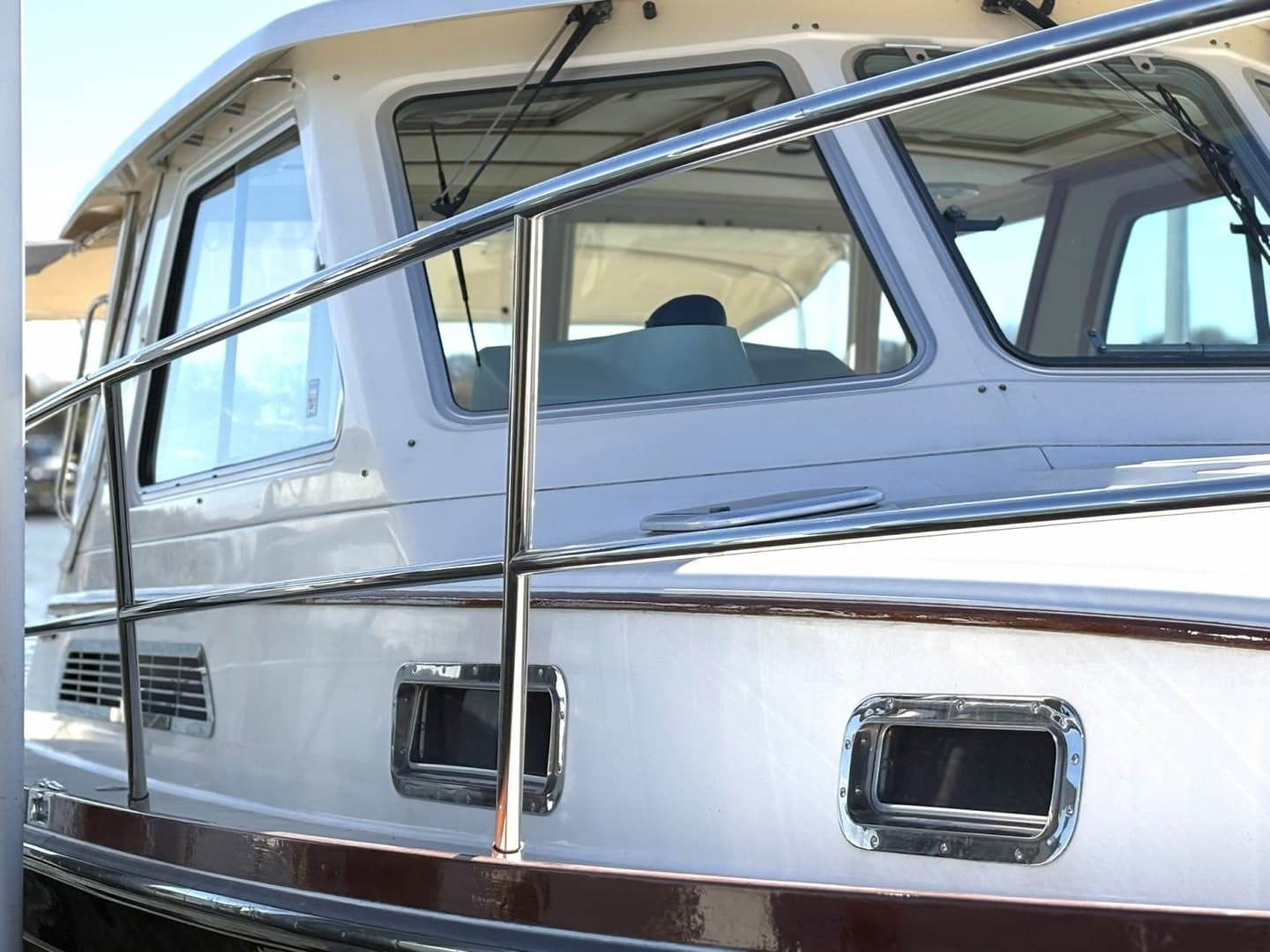 2007 Sabre 34 Express - Image 4