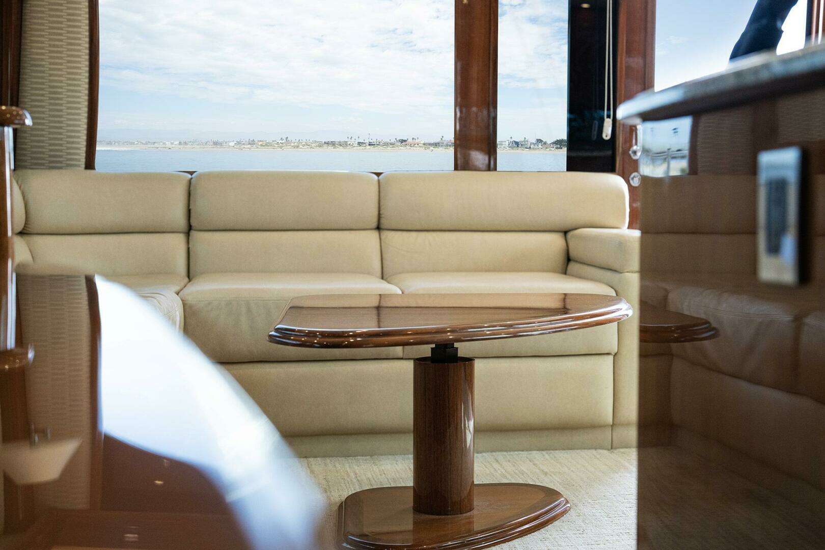 2014 Viking Viking 66 Convertible - Image 13