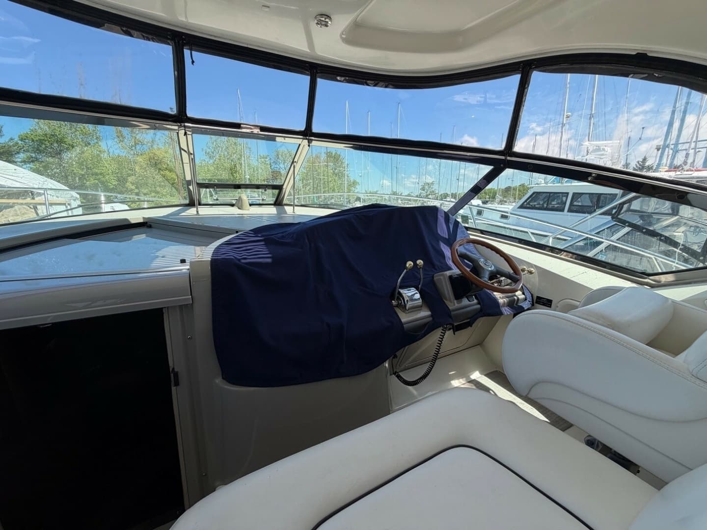 2007 Sea Ray 380 DA - Image 23