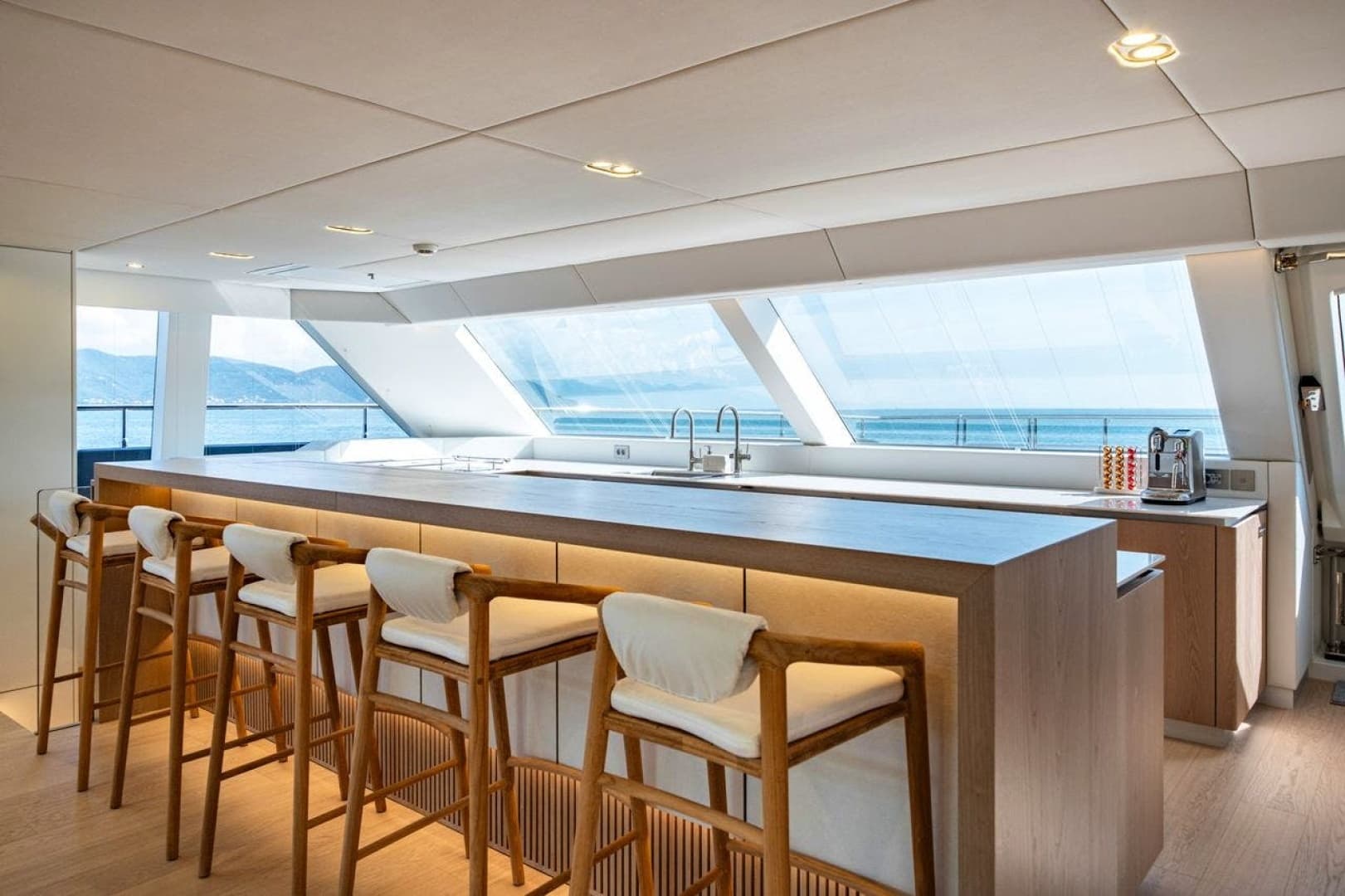 2025 SUNREEF YACHTS Sunreef 100 Power - Image 32