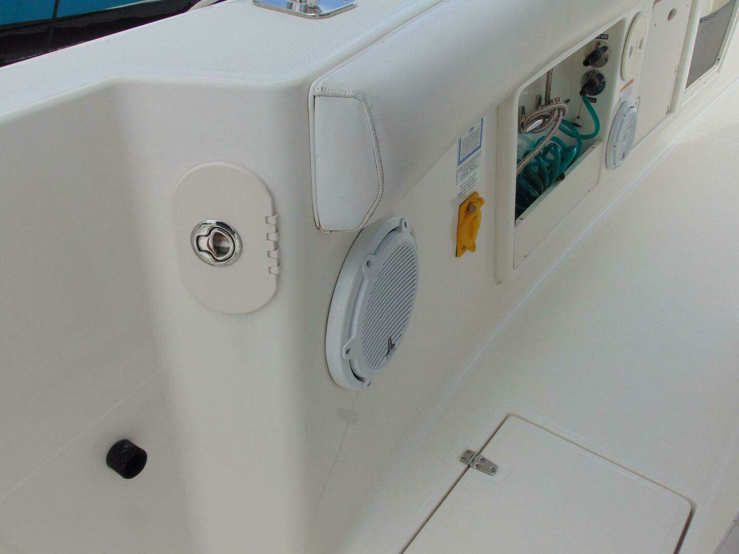2013 Boston Whaler 370 Outrage - Image 16