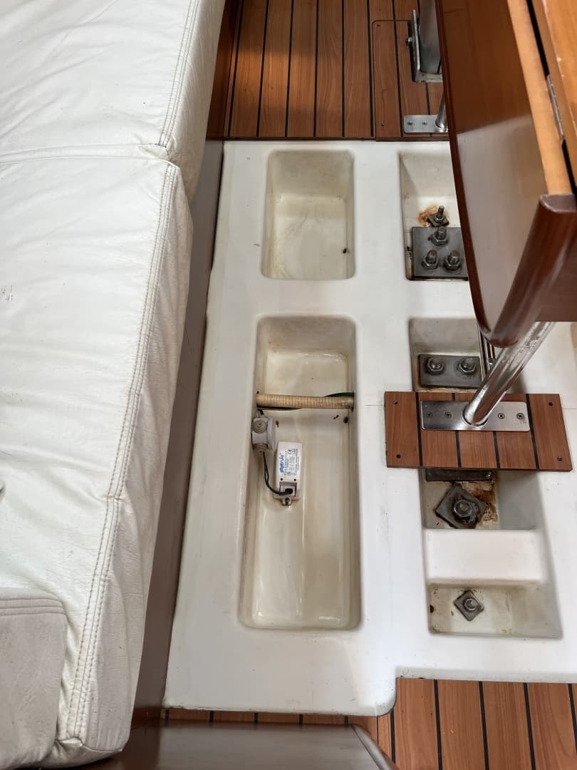 2005 Beneteau First 36.7 - Image 33