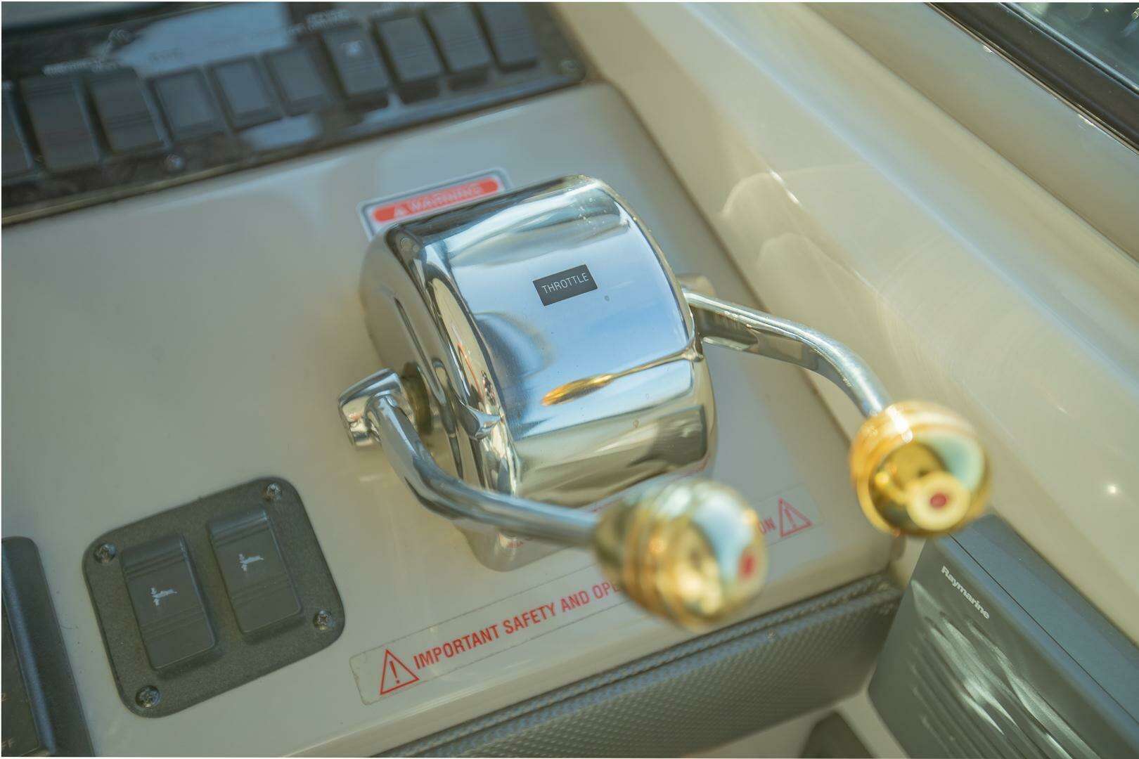 2005 Sea Ray — - Image 33